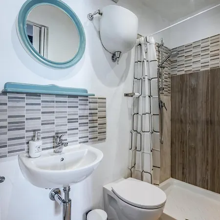 Siena- Porta Romana Lovely With Parking! *